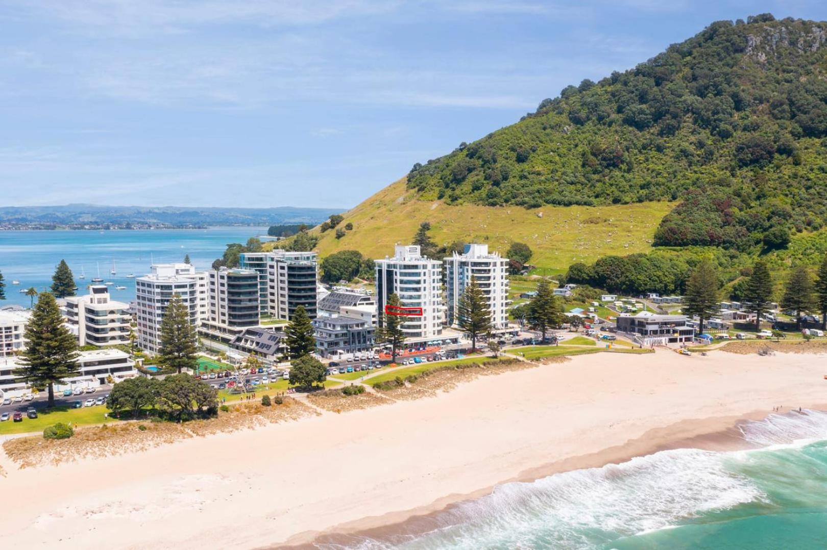 Oceanside Bliss - Absolute Beachfront - Uninterrupted Ocean Views With Pool Mount Maunganui Kültér fotó